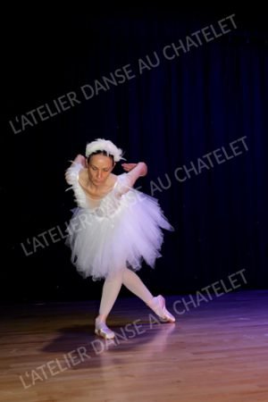 Valerie-5-web